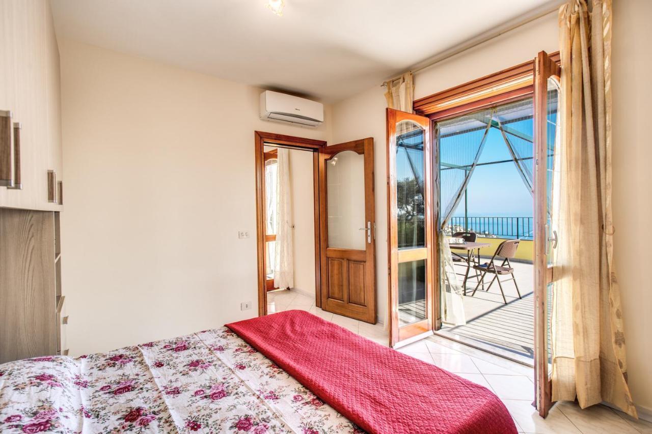 マッサ・ルブレンセMagdalene'S House - Sea View Terraceアパートメント エクステリア 写真